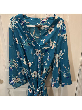 Floral Turquoise Lane Bryant Blouse 26/28 W/tie Big Sleeves